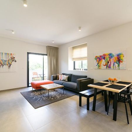 Sunny Luxury Apartments テル・アビブ エクステリア 写真