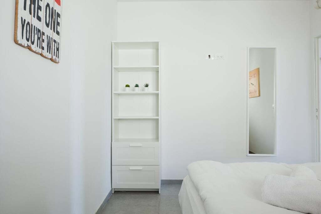 Sunny Luxury Apartments テル・アビブ エクステリア 写真