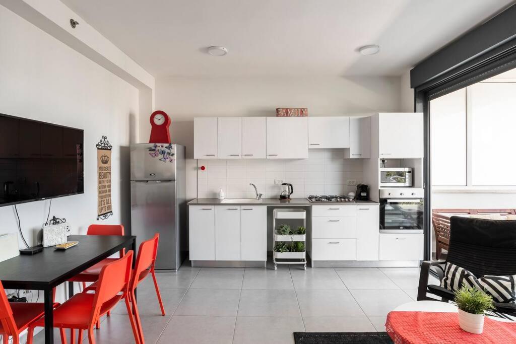 Sunny Luxury Apartments テル・アビブ エクステリア 写真
